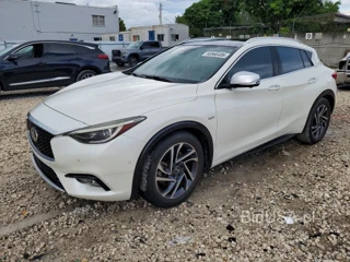 INFINITI QX30 PREMIUM