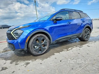 KIA SPORTAGE X LINE