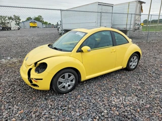 VOLKSWAGEN NEW BEETLE 2.5L OPTION PACKAGE 1