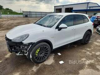 PORSCHE CAYENNE SE HYBRID