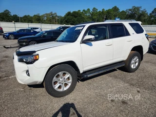 TOYOTA 4RUNNER SR5 PREMIUM