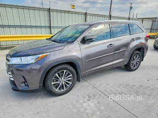 TOYOTA HIGHLANDER XLE