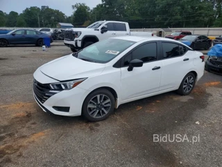NISSAN VERSA S