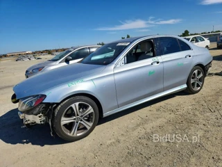 MERCEDES-BENZ E 300 4MATIC