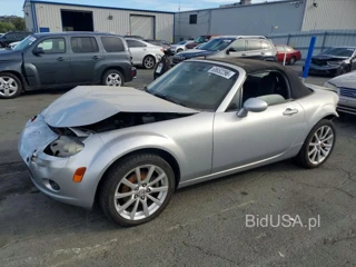 MAZDA MX-5 MIATA