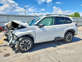 SUBARU FORESTER PREMIUM