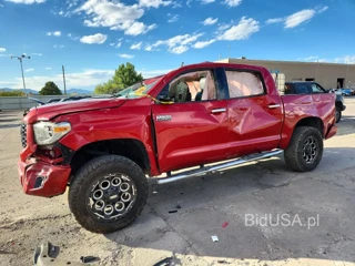 TOYOTA TUNDRA PLATINUM