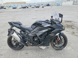 KAWASAKI ZX1002 K