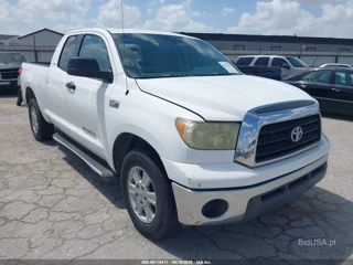 TOYOTA TOYOTA TUNDRA SR5 V8