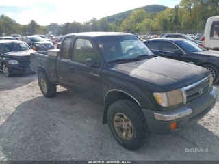 TOYOTA TOYOTA TACOMA