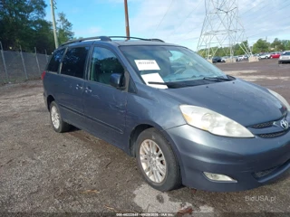TOYOTA TOYOTA SIENNA XLE
