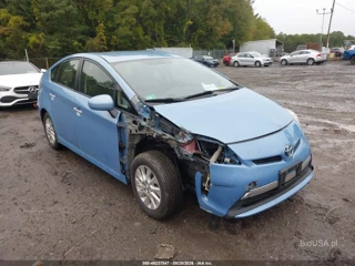 TOYOTA TOYOTA PRIUS PLUG-IN
