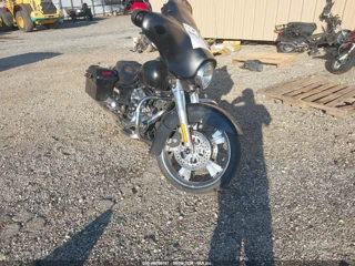 HARLEY-DAVIDSON HARLEY-DAVIDSON FLHX