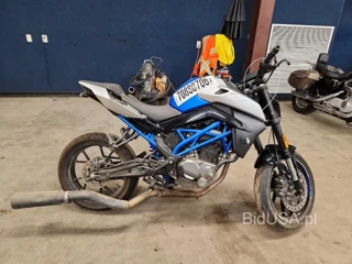 CF MOTO 300NK
