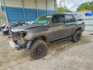 TOYOTA 4RUNNER SR5