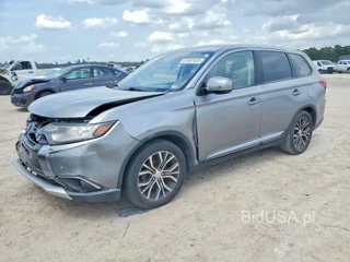 MITSUBISHI OUTLANDER SE