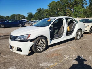 VOLKSWAGEN PASSAT SE
