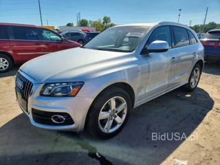 AUDI Q5 PREMIUM PLUS