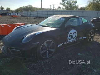 PORSCHE 911 TARGA 4S