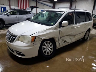CHRYSLER TOWN & COUNTRY TOURING