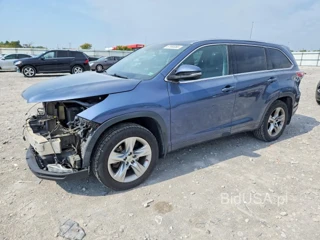 TOYOTA HIGHLANDER LIMITED
