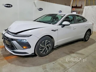 HYUNDAI SONATA HYBRID BLUE