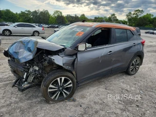 NISSAN KICKS SV