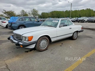 MERCEDES-BENZ 560 SL