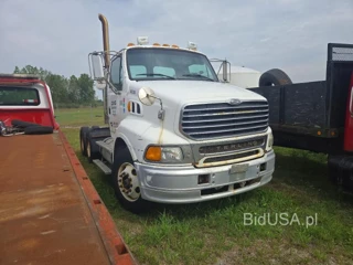 STERLING TRUCK AT 9500