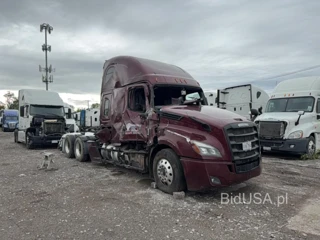 FREIGHTLINER CASCADIA 126