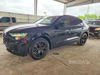 AUDI Q8 PRESTIGE S-LINE