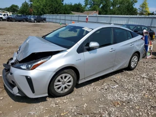 TOYOTA PRIUS LE