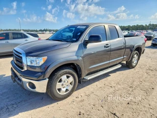 TOYOTA TUNDRA DOUBLE CAB SR5