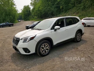 SUBARU FORESTER PREMIUM