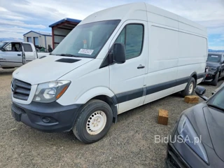 MERCEDES-BENZ SPRINTER 2500
