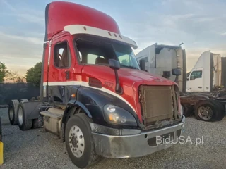 FREIGHTLINER CASCADIA 113