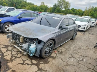 MERCEDES-BENZ A 220