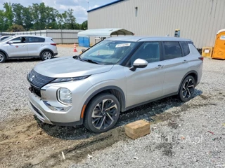 MITSUBISHI OUTLANDER SE