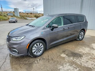 CHRYSLER PACIFICA HYBRID TOURING L