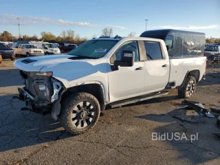 CHEVROLET SILVERADO K2500 CUSTOM