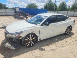 NISSAN ALTIMA SR