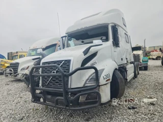 VOLVO VNL