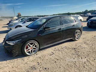 VOLKSWAGEN GTI S