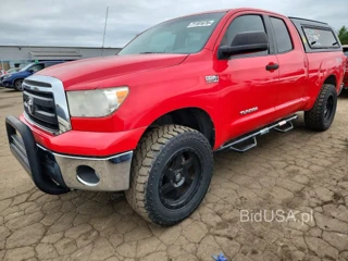 TOYOTA TUNDRA DOUBLE CAB SR5