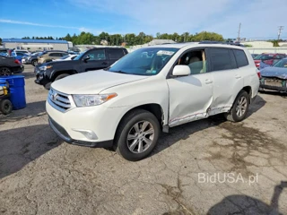 TOYOTA HIGHLANDER SE
