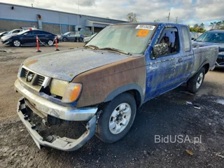 NISSAN FRONTIER XE