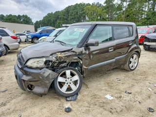 KIA SOUL +