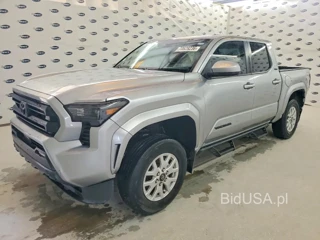 TOYOTA TACOMA SR5