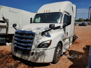 FREIGHTLINER CASCADIA 126 SLEEPER CAB"