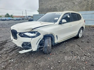 BMW X5 XDRIVE40I